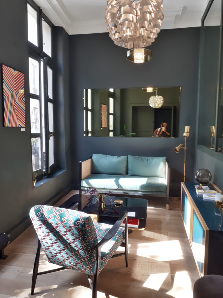 salon décoration couleur bleu et gris