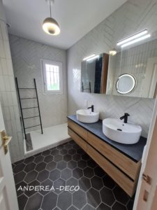 salle de bain faïence bâton rompu